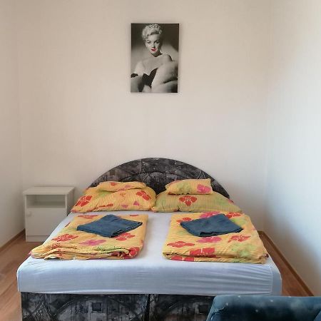 Villa Family House Eger Esterno foto