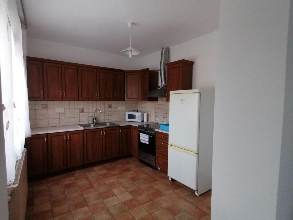 Villa Family House Eger Esterno foto